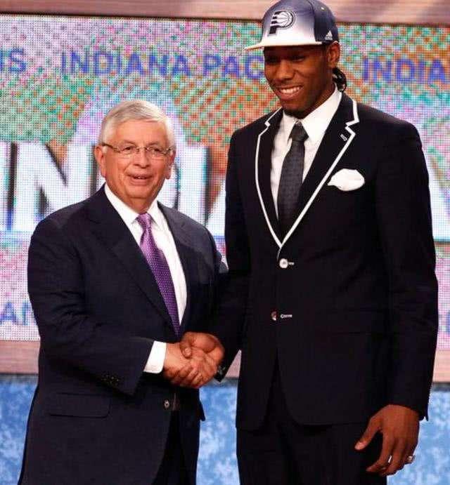 大谷翔平在 2020 年赛季因投球状态起伏引发讨论，但他依然坚持“二刀流”梦想