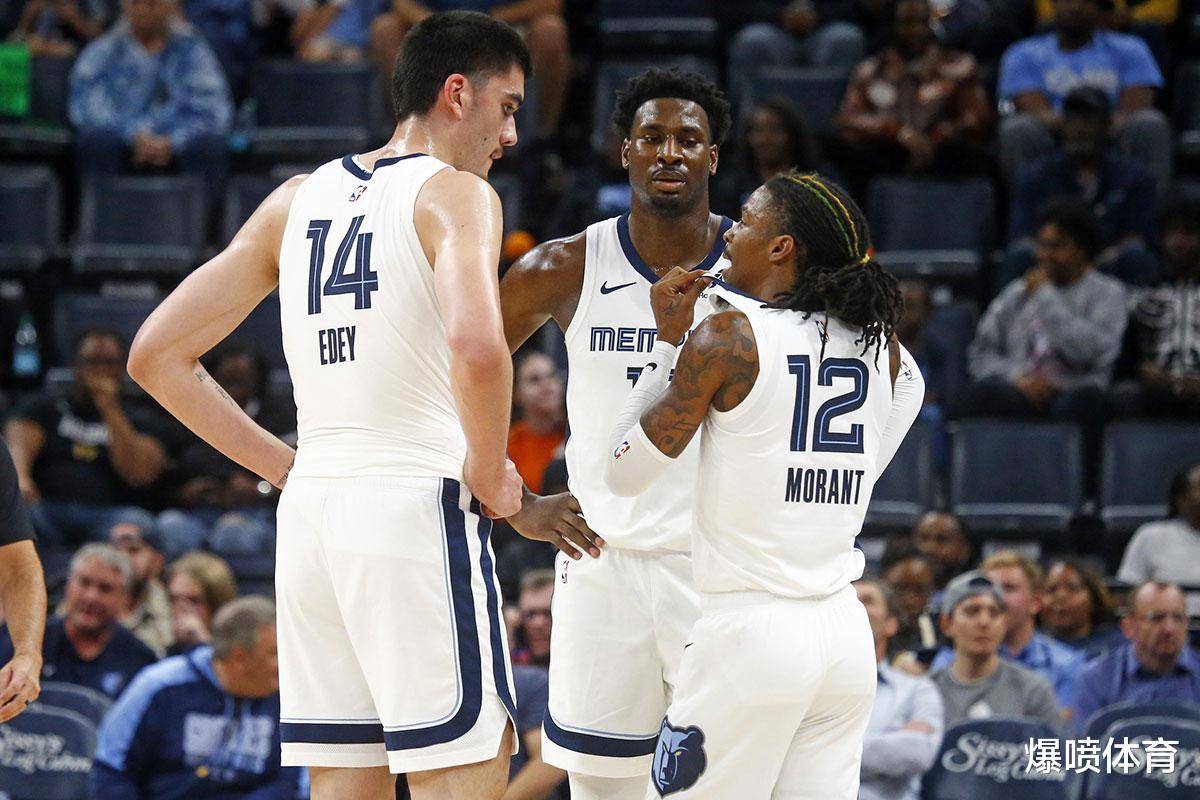 勇士新秀后场球员最近表现崩盘，令人担忧真是一团糟？