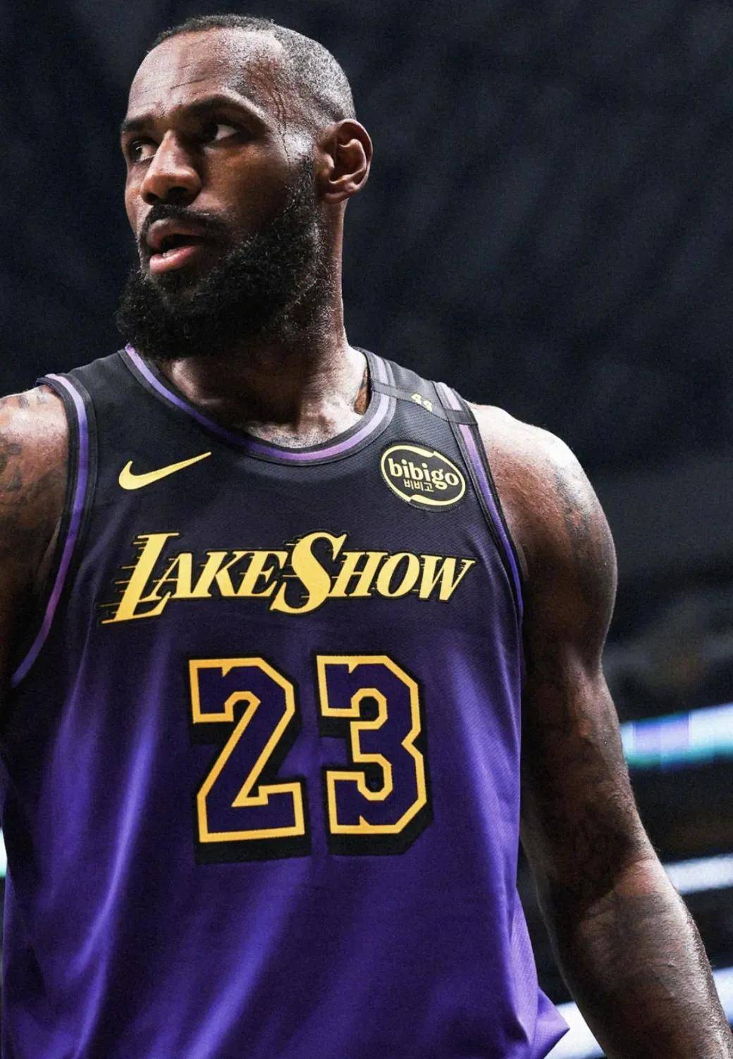 卡特：NBA只有4个人真正影响了全世界，我还不够资格