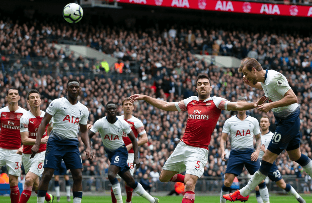 英格兰世界杯外围赛两连胜 贝林厄姆幸运避过红卡