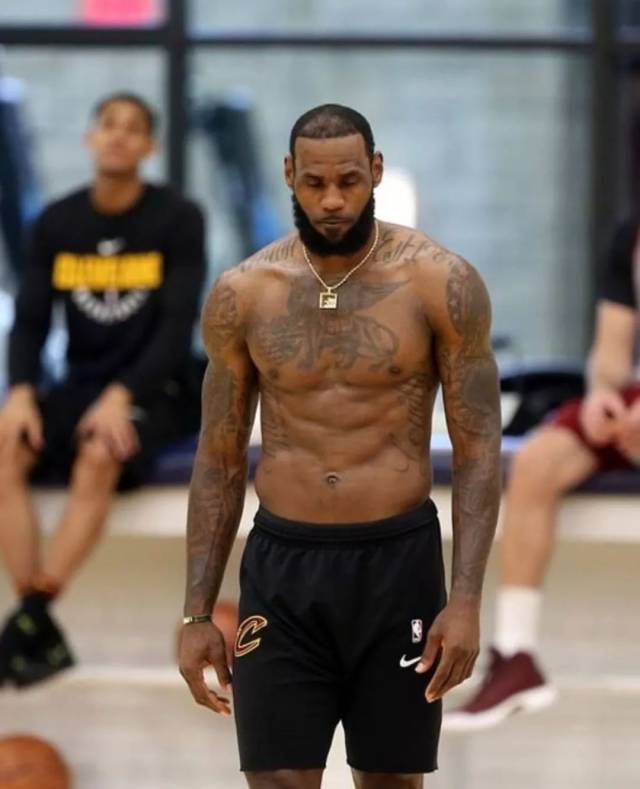 仅剩4场常规赛，辽篮欲重返前4，可能性有多大？PK山东成关键战