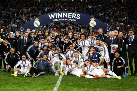 2025 赛季：底特律老虎队王牌斯库巴尔（Tarik Skubal）达成单季 200 局且 250 三振