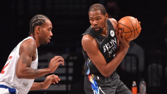 欧冠输球后，小彩娃被土耳其球迷狂骂！两头落空