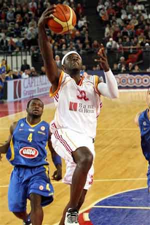 DO：西汉姆联一年合同免签威尔逊，薪水以奖金为主