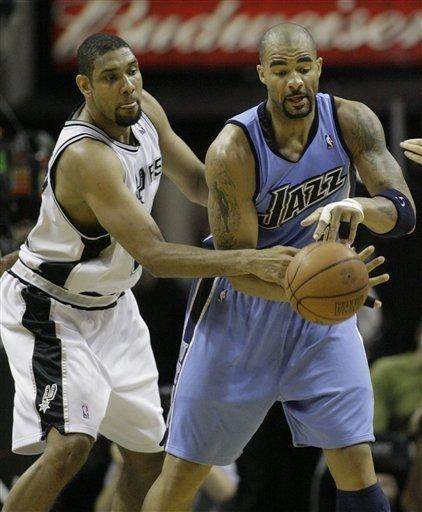 颜骏凌晒自己和范德萨的合影：这一切都是值得的❤