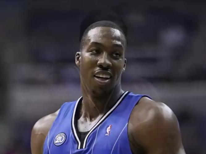 康宁汉姆半场15分7助攻，斯图尔特变身进攻端奇兵