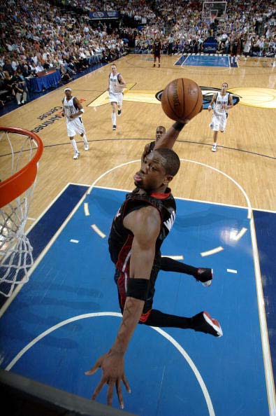 萨里：淘汰AC米兰意义重大，我们将带着斗志继续前行