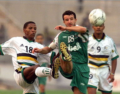 世界杯入选赛｜主场迎拉脱维亚 三狮军追2连胜